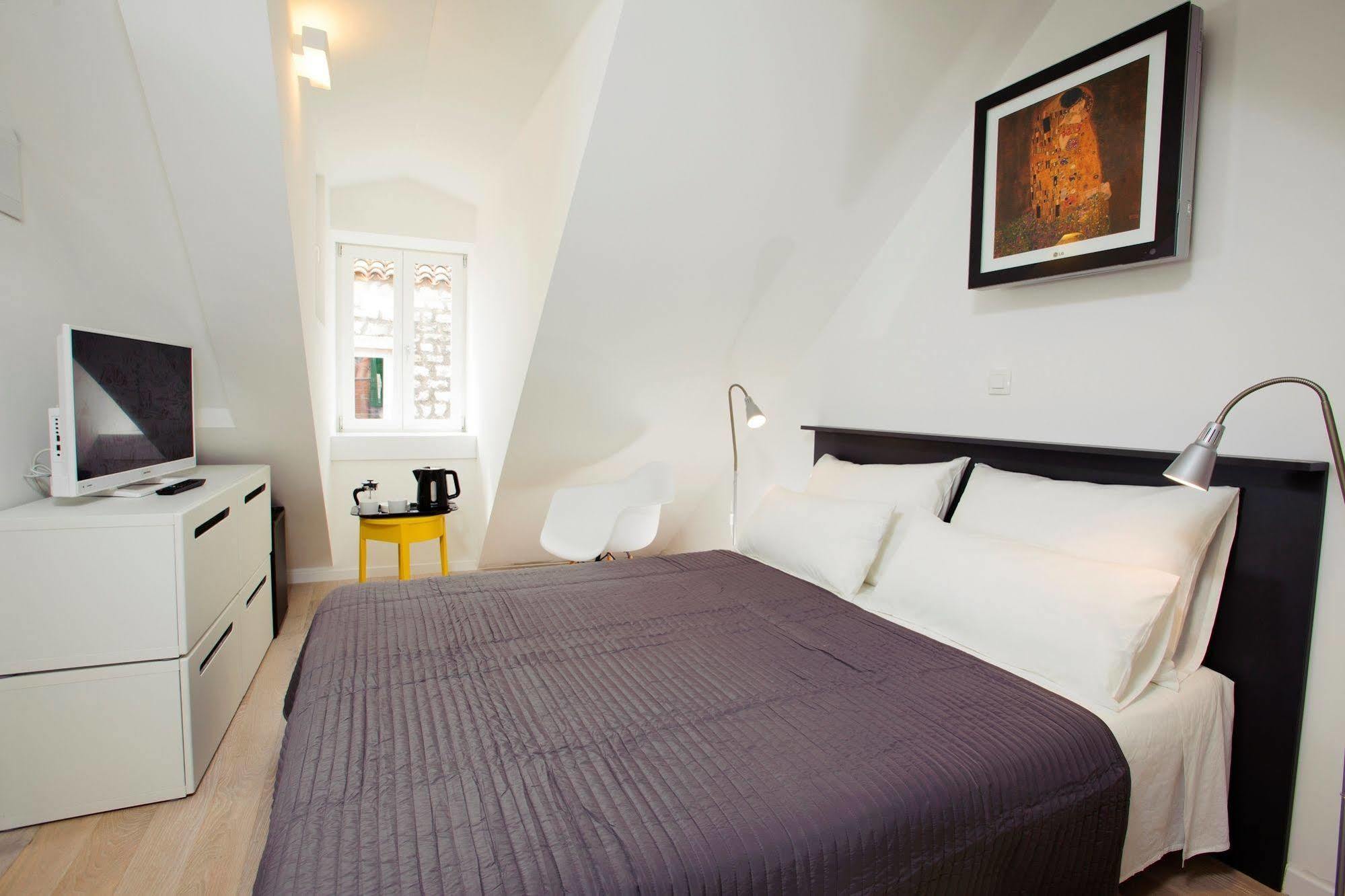 Grgur Ninski Rooms Сплит Экстерьер фото
